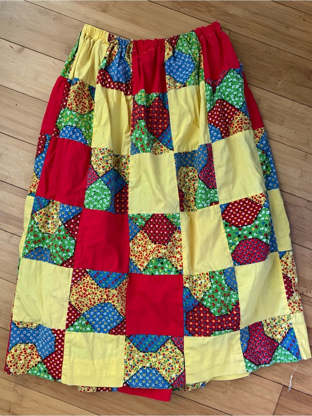 Vintage Handmade Patchwork Quilt Skirt Cottagecore Prairie Folk Elastic Waist - Picture 3 of 3